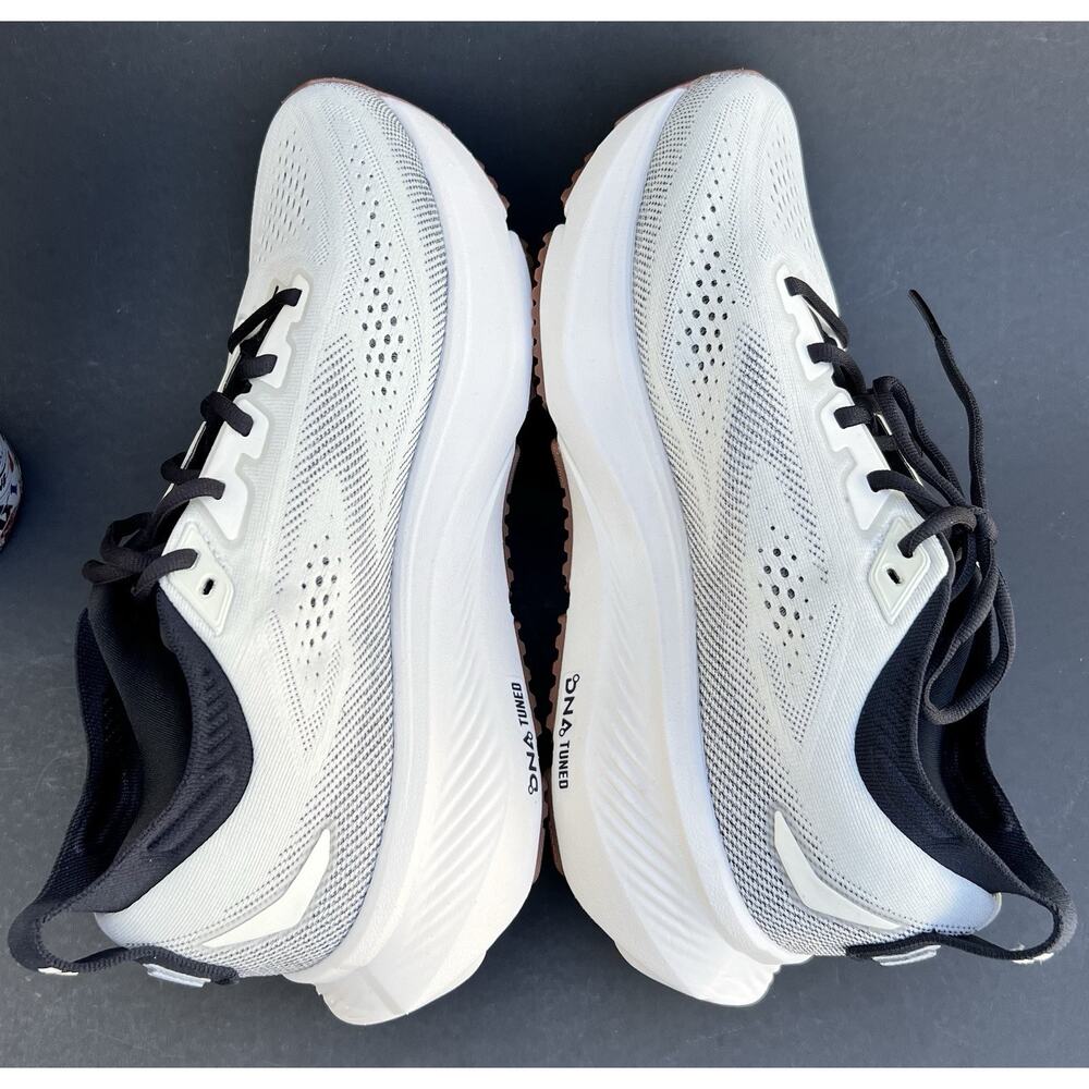 BROOKS Glycerin 23 Running Shoes Wide Width 2E White / Black / Gum Men's Size 9 - Picture 8 of 11